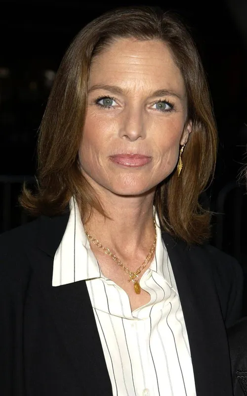 Kelly Curtis