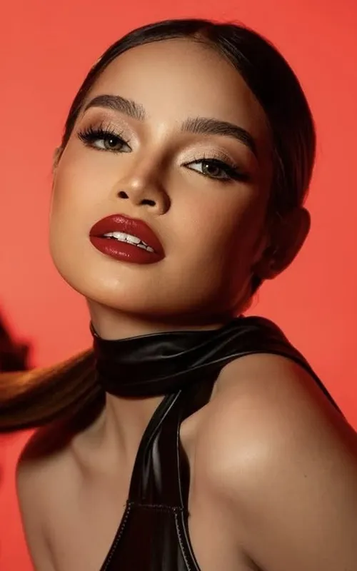 Xyriel Manabat