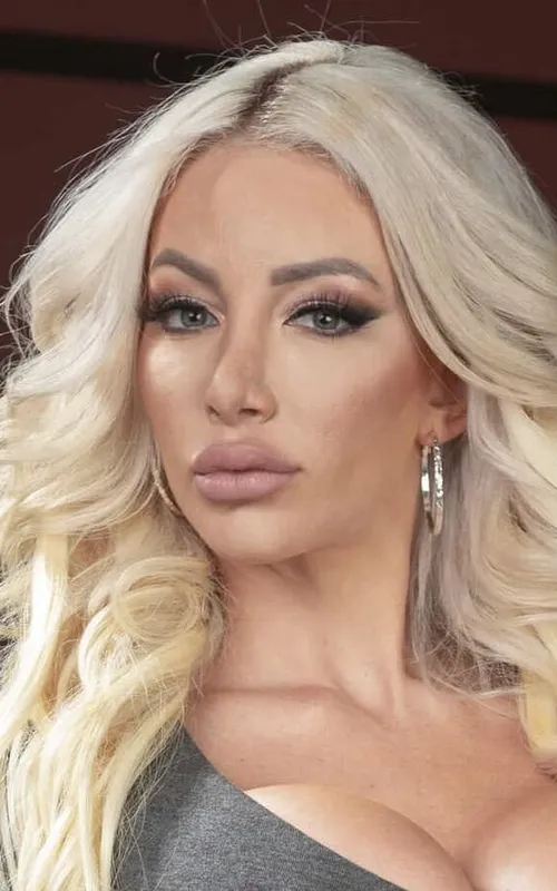 Nicolette Shea