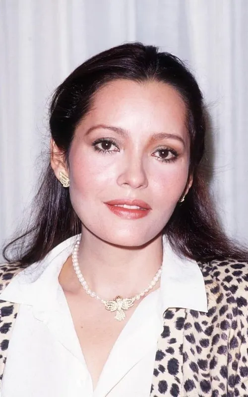 Barbara Carrera