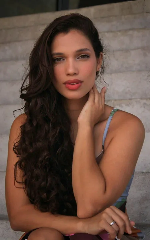 Vanessa Carlot