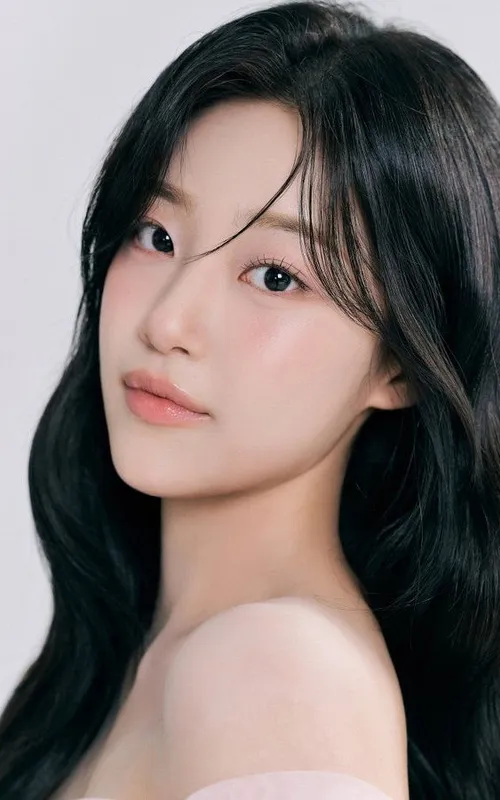Lee Joo-young