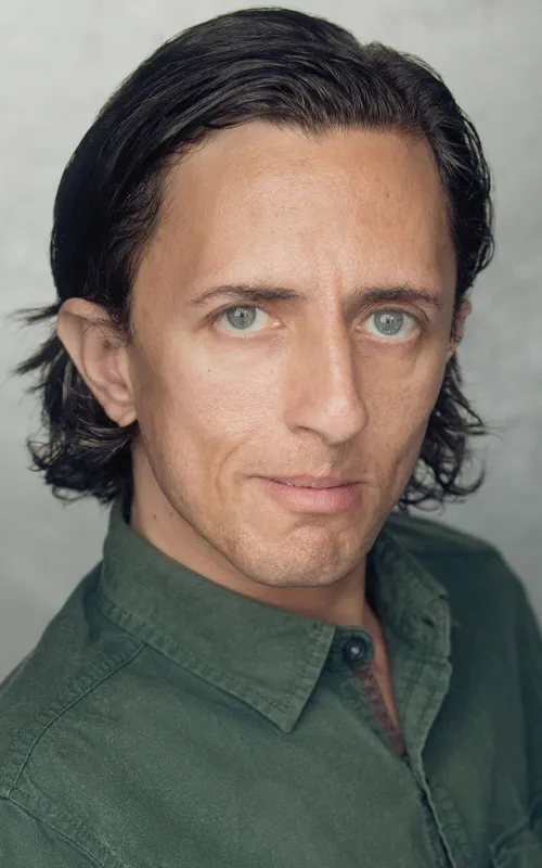Elliot Harris