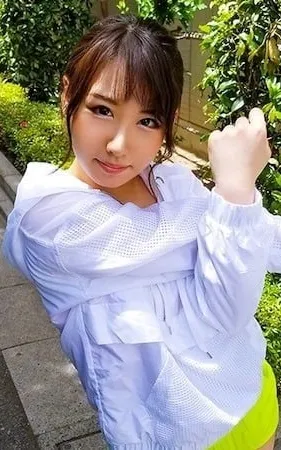 Shiina Akari