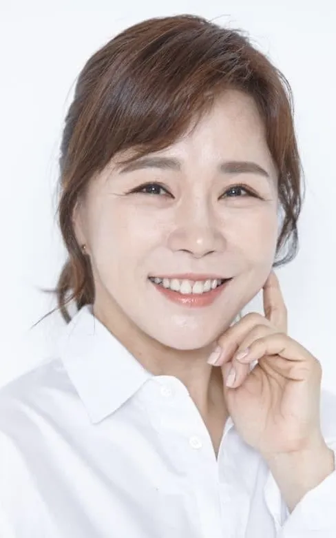 Dong Hyo-hee