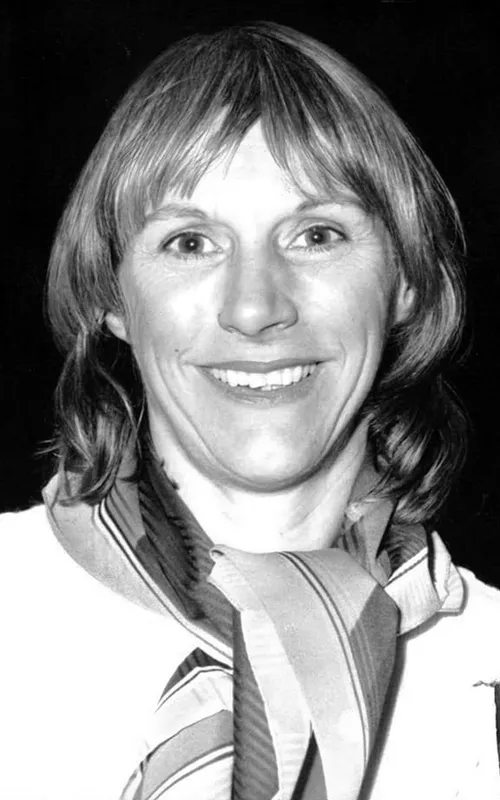 Julie Tullis