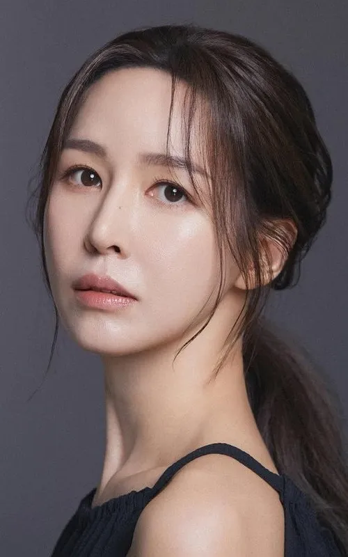 Jung Si-yeon