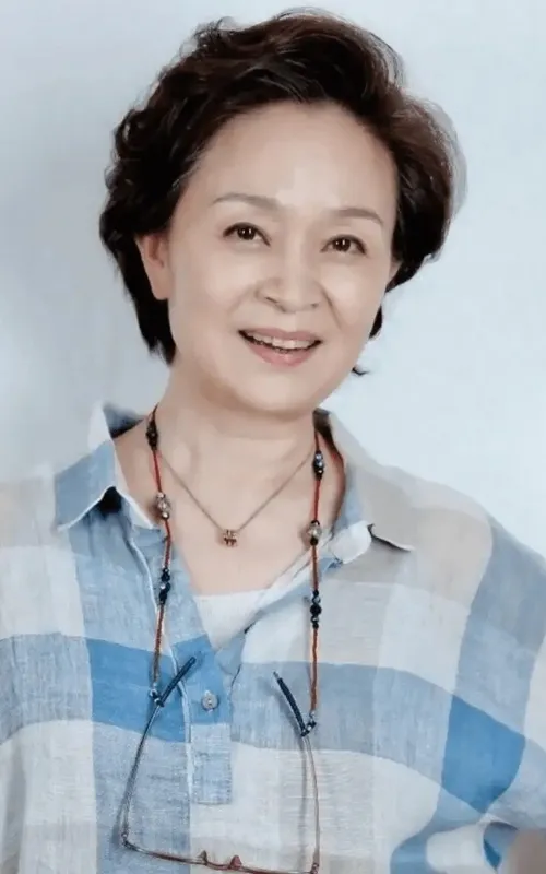 Lau Lee-Lee