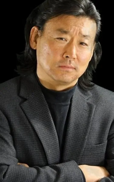 Augustus Cho