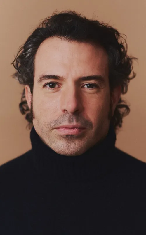 Tom Cullen
