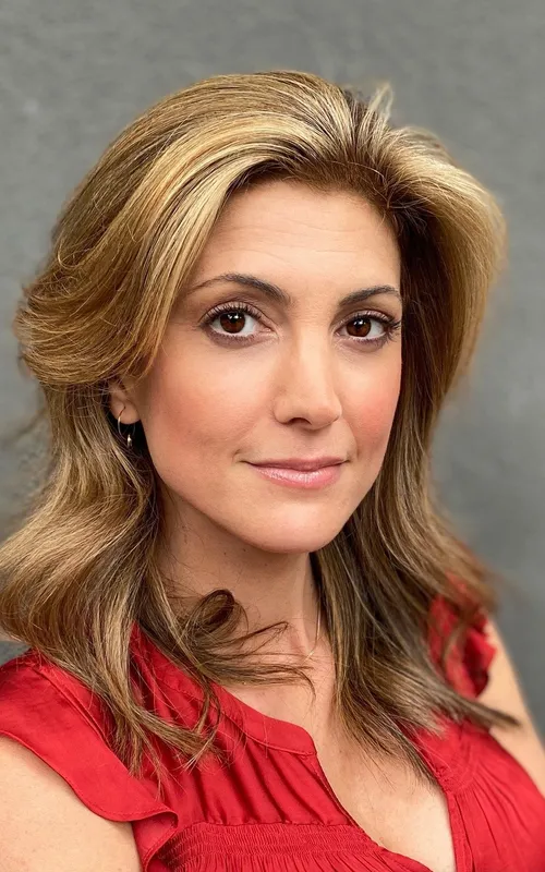 Julia Benson