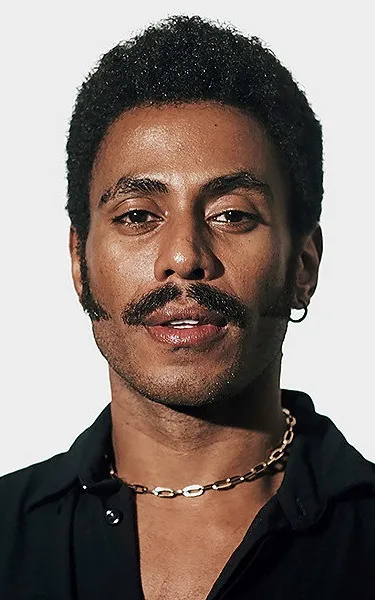 Ícaro Silva