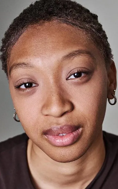 Arianne Carless