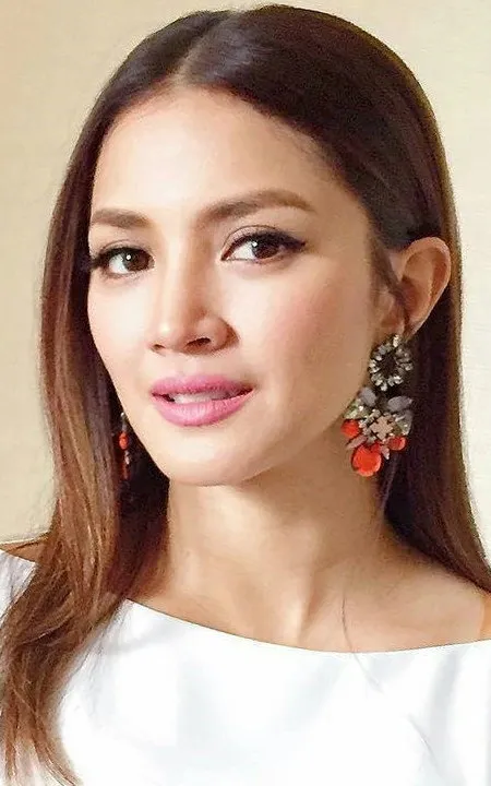 Nur Fazura