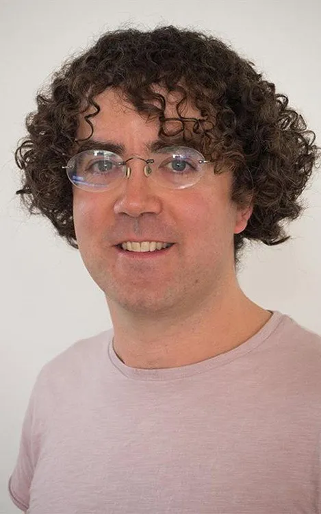 Ewan Henderson