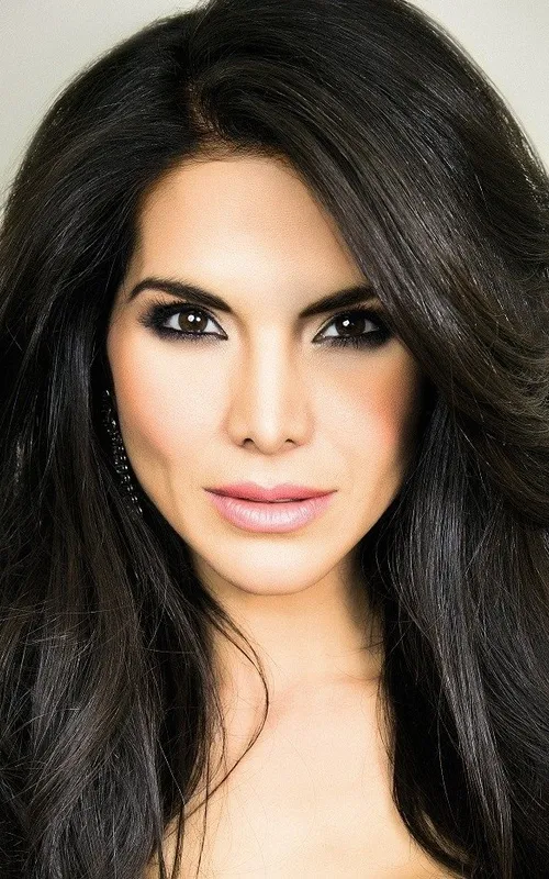 Joyce Giraud