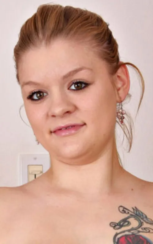 Cassie Hills
