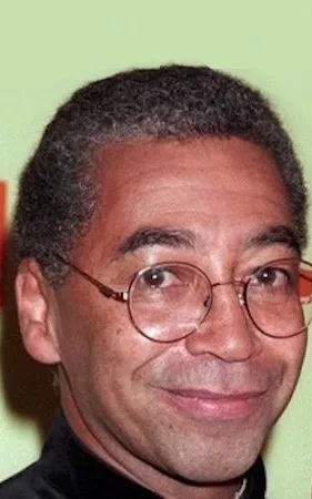 Remi Adefarasin