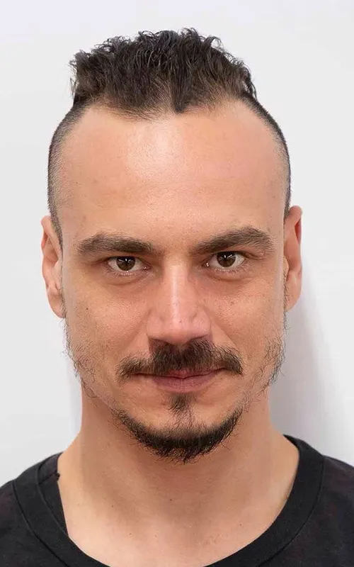 Ulaş Akşit