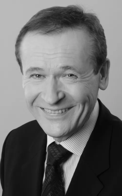 Väino Puura