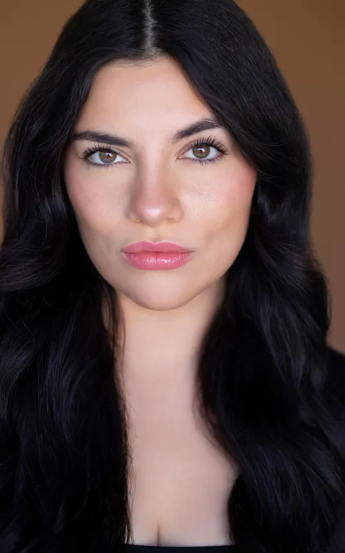 Victoria Ulmos