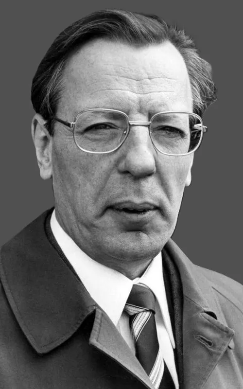 Jean Bouise