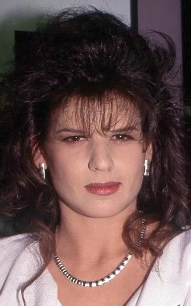 Kirsty Waay