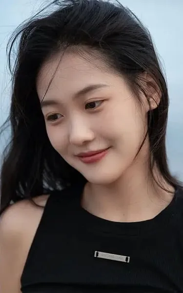 Zhang Xin Yi