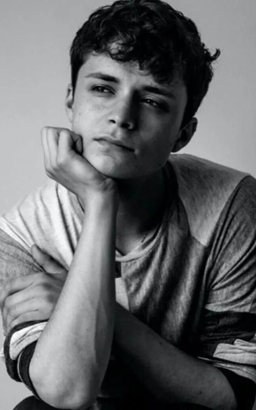 Lucas Jade Zumann