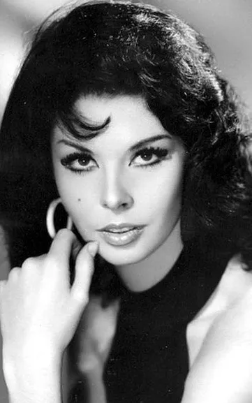 Gloria Paul