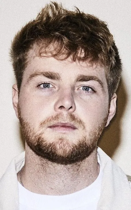 Alex Warren