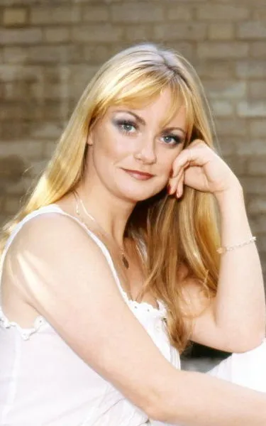 Georgina Moon