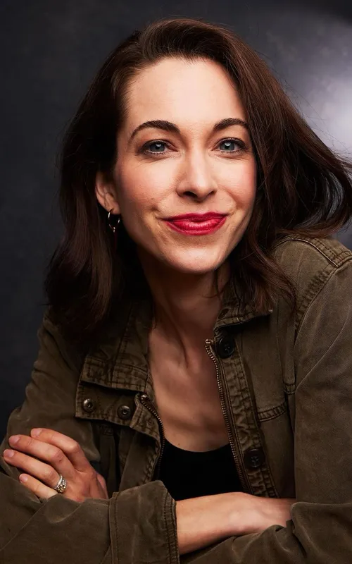 Elena Hollander