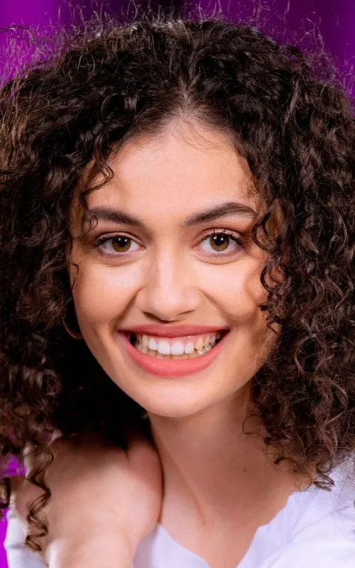 Julia Novohradsky