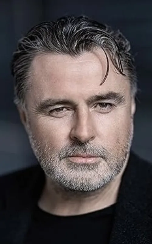 Johnny Elliott