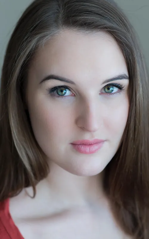 Ava Darrach-Gagnon