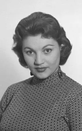 Louise Martini