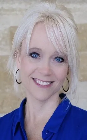 Gwen Ruhoff