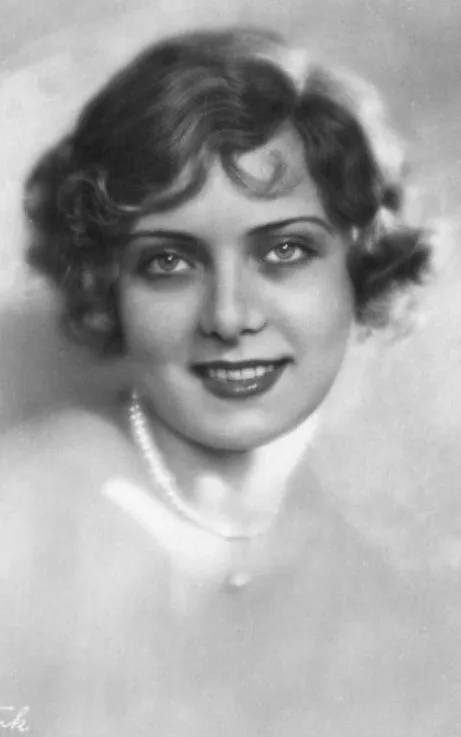 Elza Temary
