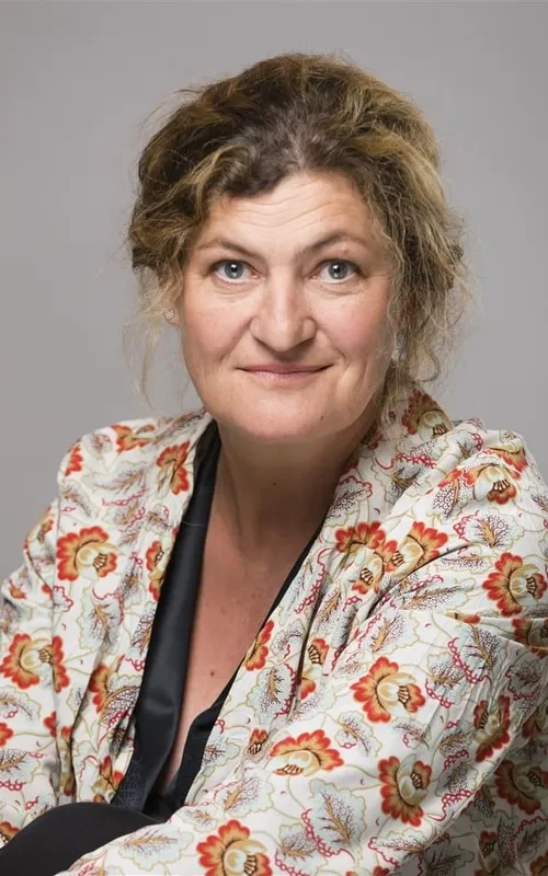 Julie Brochen