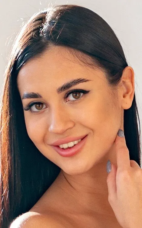 Victoria Mur