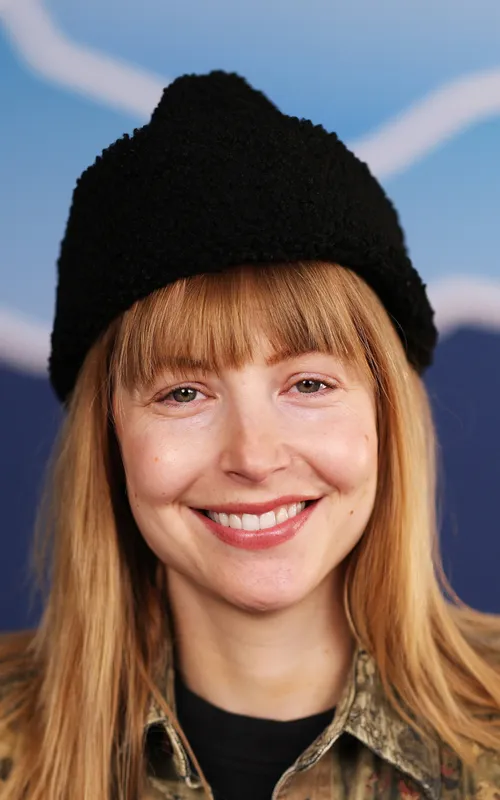 Stevie Wynne Levine