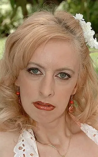 Alena Snow