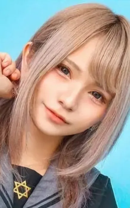 手島くるみ