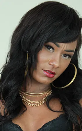 Akyra Lee