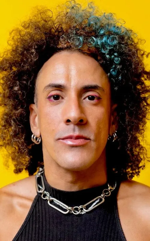 Linga Acácio