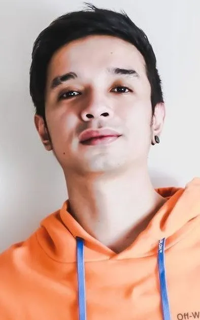 Arlonsy Miraldi "Oncy"
