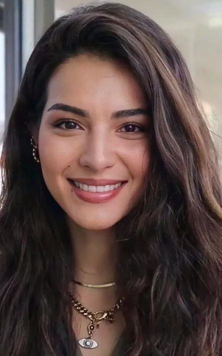 Melisa Aslı Pamuk