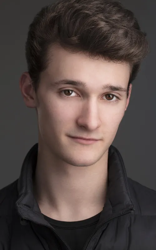 Gil Daniels