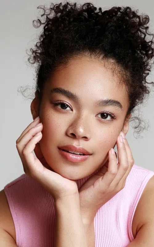 Oriana Siphanoum